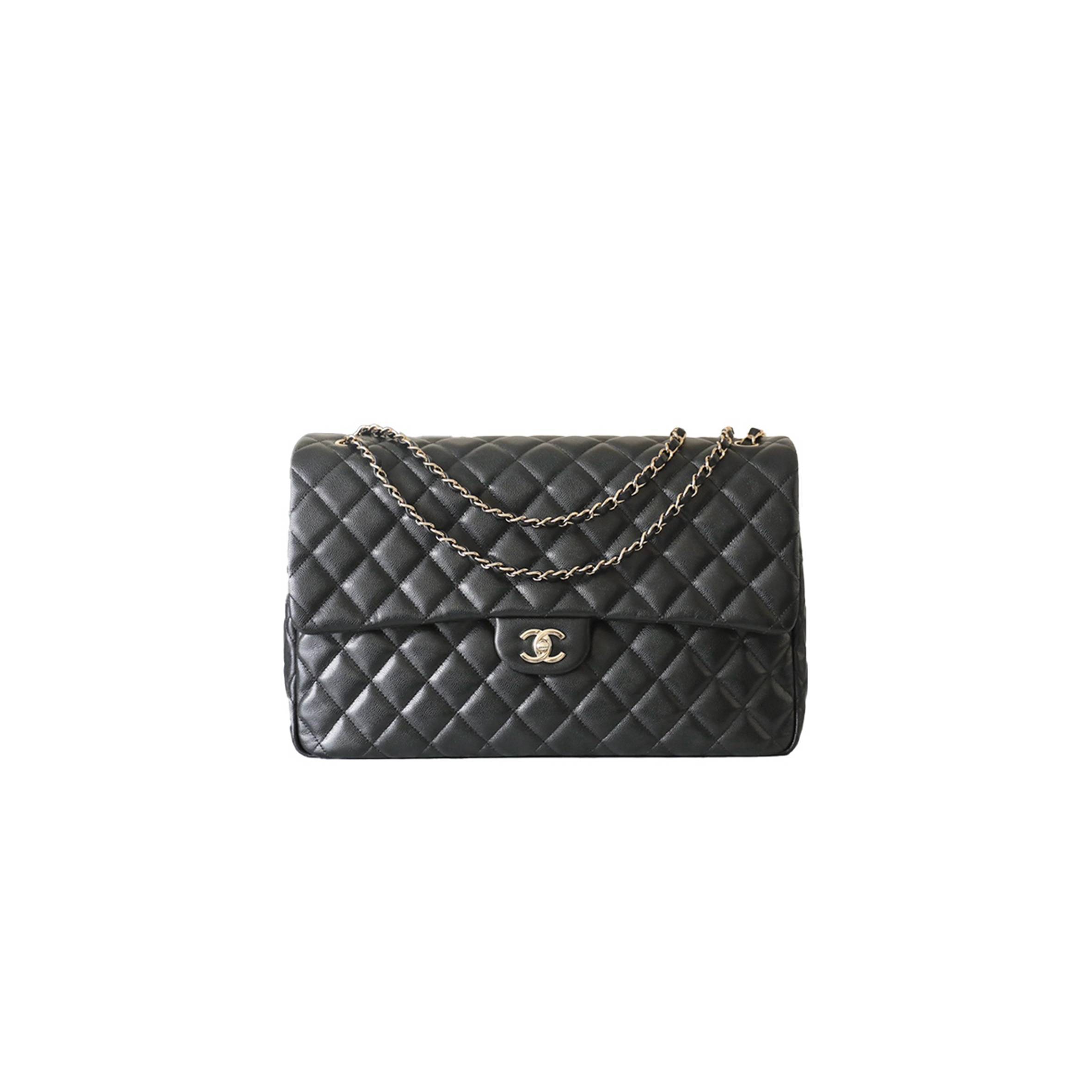 CHANEL MASTER TRAVEL FLAP BAG QUILTED CAVIAR AS4661 (40*27*12cm)